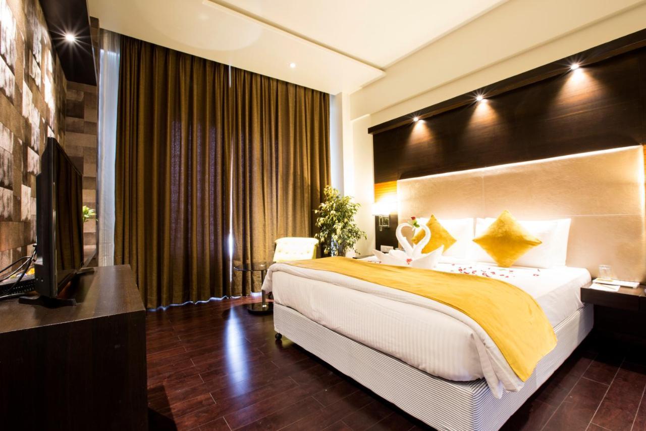 We Hotel Chinchwad , Pune Hotel *