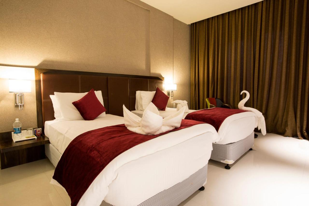 We Hotel Chinchwad , Pune Hotel *